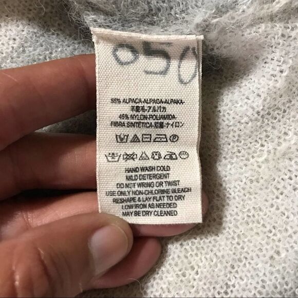 FREE PEOPLE Alpaca Sweater. Soft. Small. White and Grey. - Picture 5 of 9